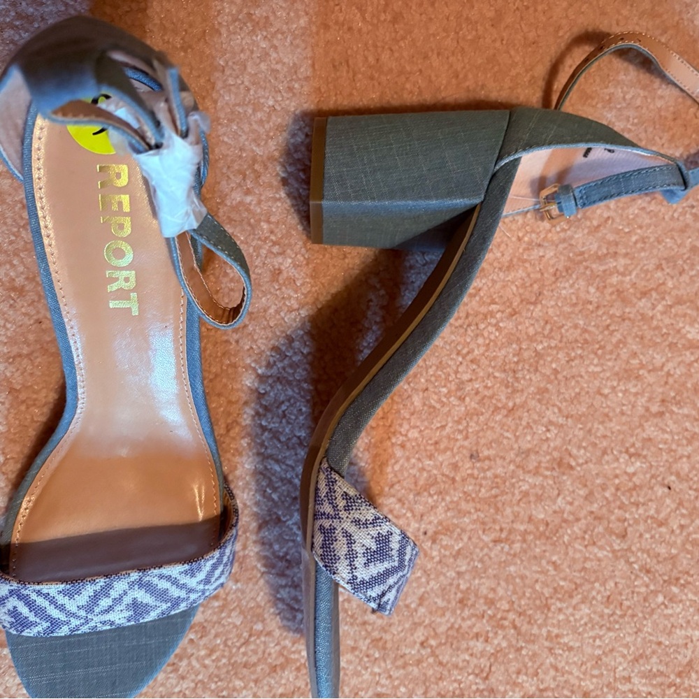 NWOT Report Blue Denim Women's Wedges Sz 9